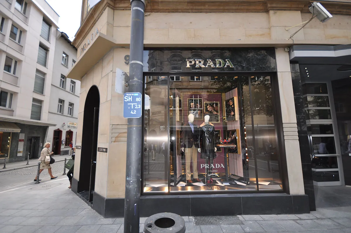 Prada, Goethestrasse 9, Frankfurt