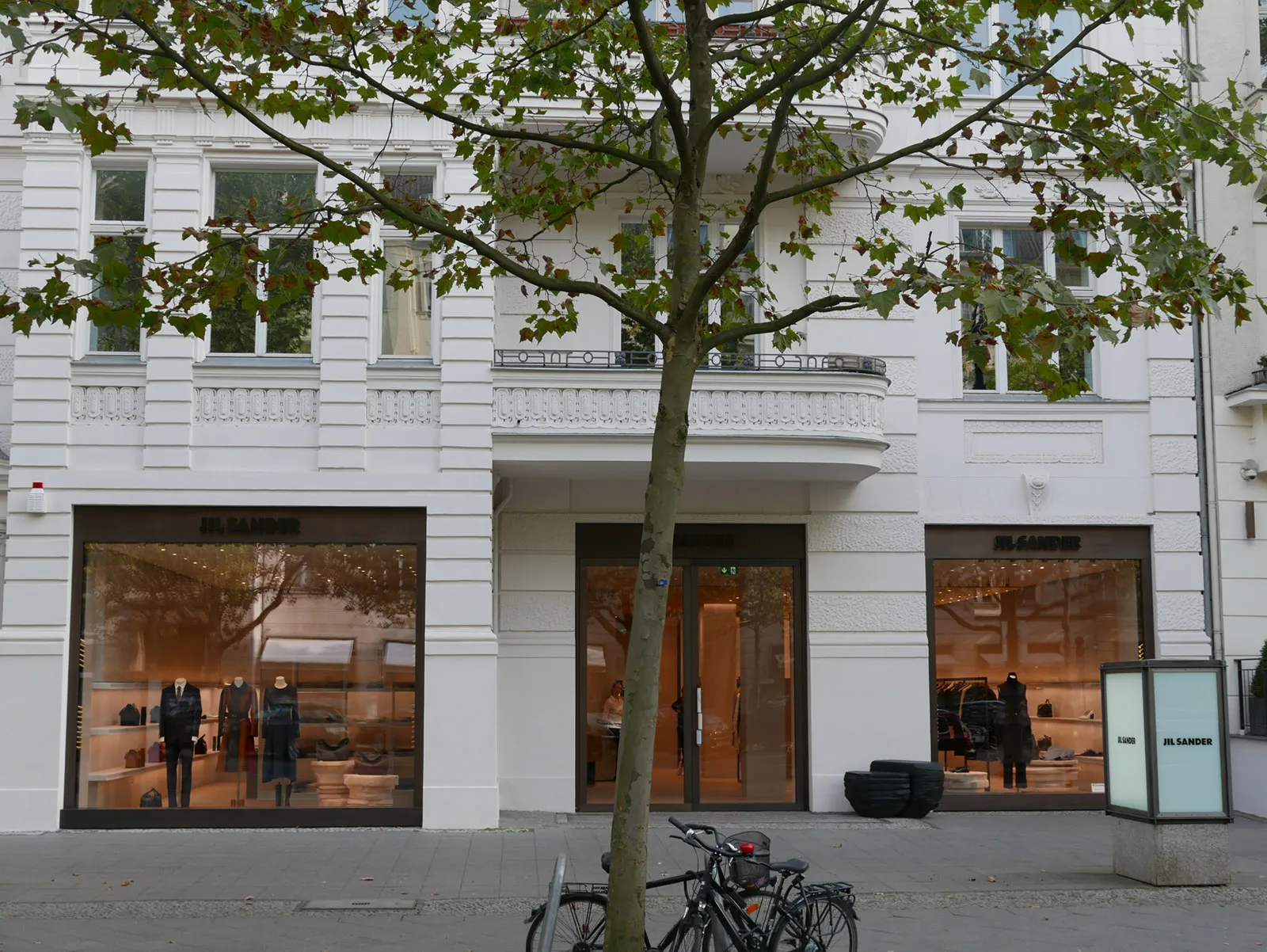 Chanel, Kurfürstendamm 185, Berlin – before