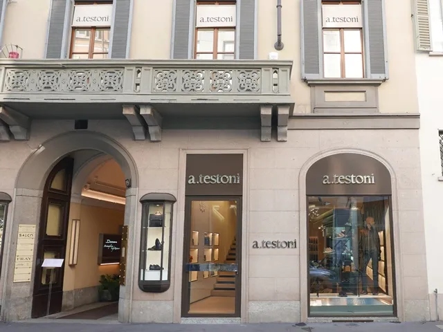 Coach, Via Montenapoleone 19, Milan – before