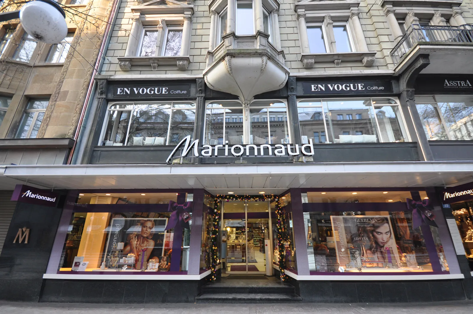 Tod's, Bahnhofstrasse 35, Zurich – before