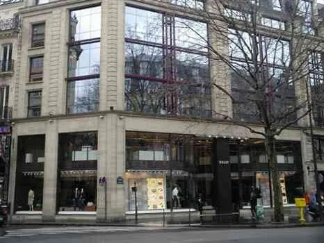 Bally / Omega, Boulevard des Capucines 35, Paris – before