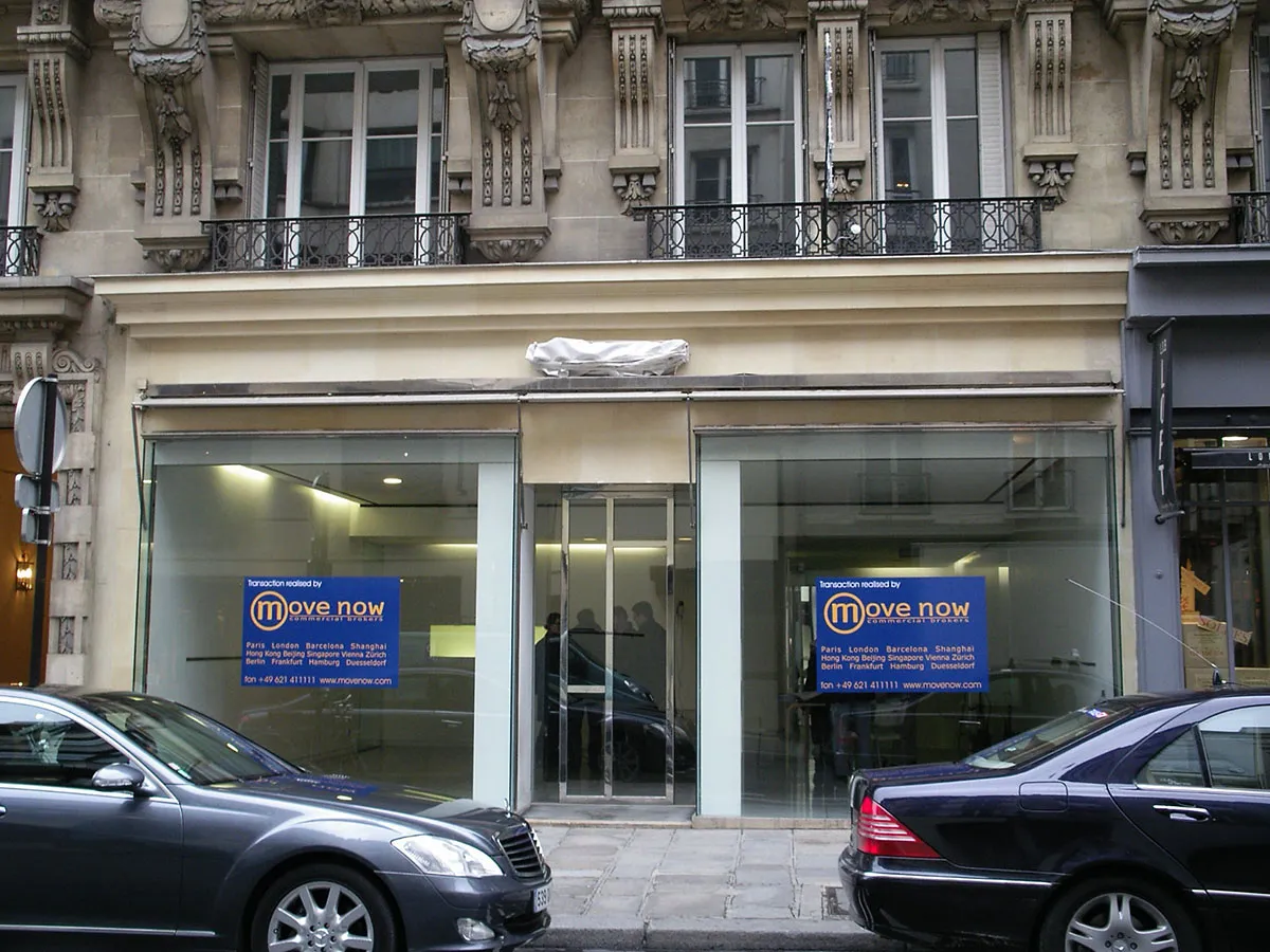 Loro Piana, Rue du Faubourg Saint-Honoré 12, Paris – during